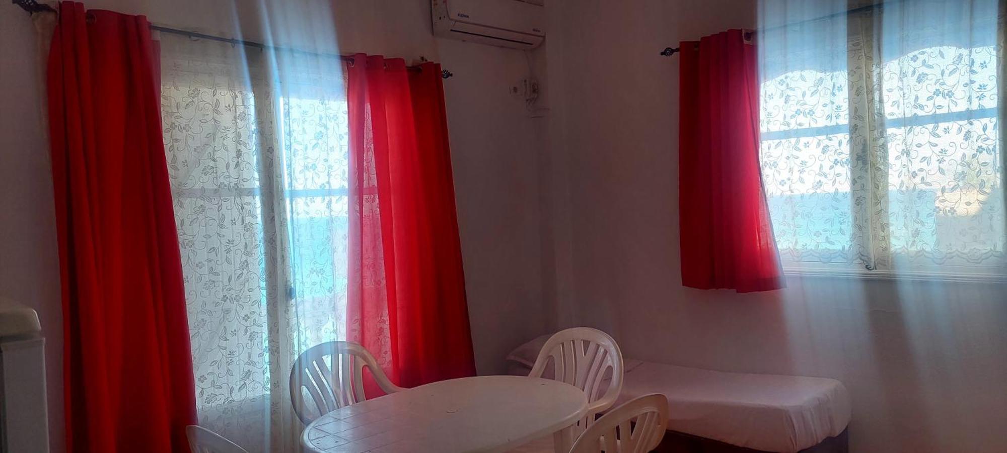Residence Yasamine Ain El Turck 艾因埃尔特克 外观 照片